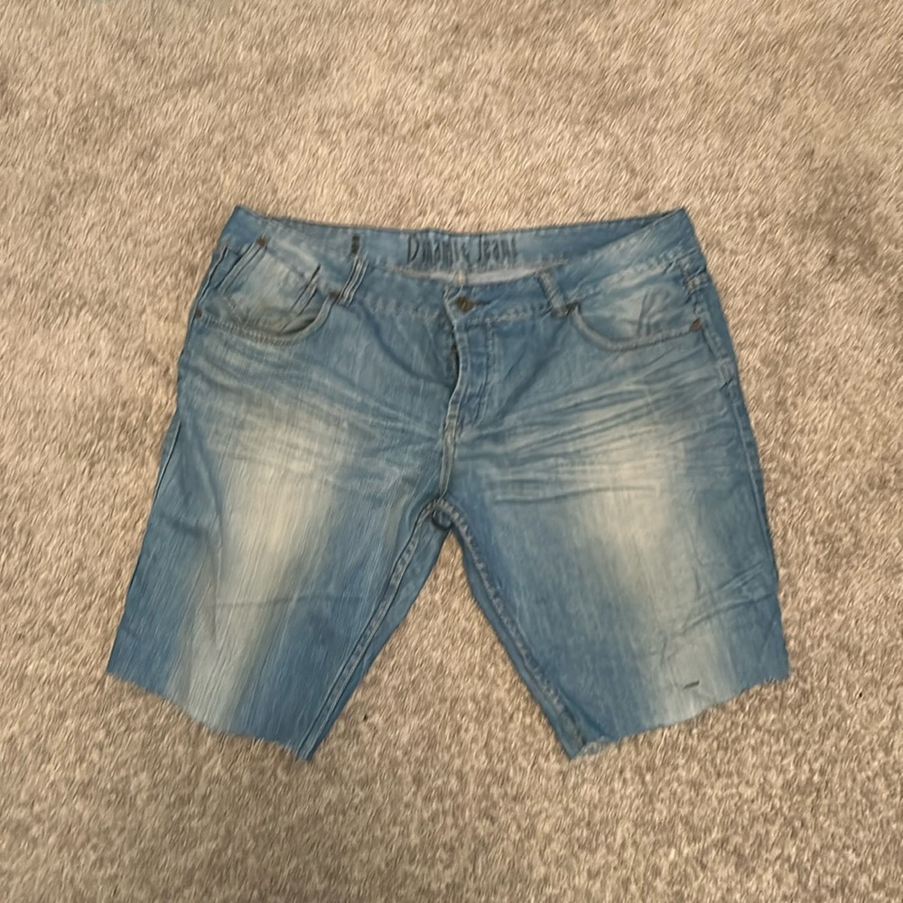 Men’s blue jeans shorts